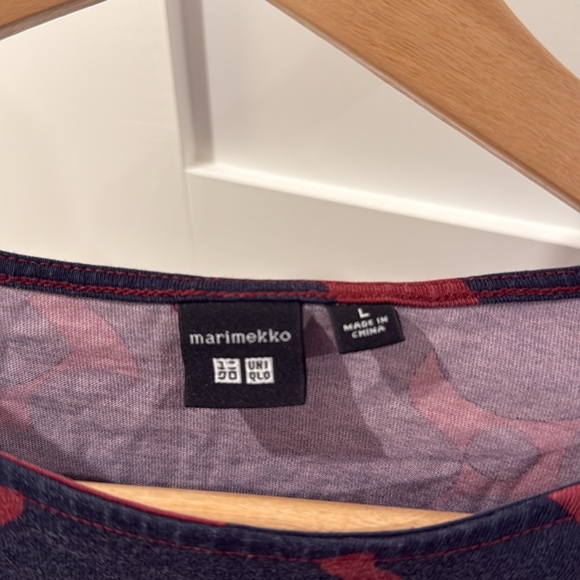 Uniqlo X Marimekko t shirt W L - Picture 2 of 4
